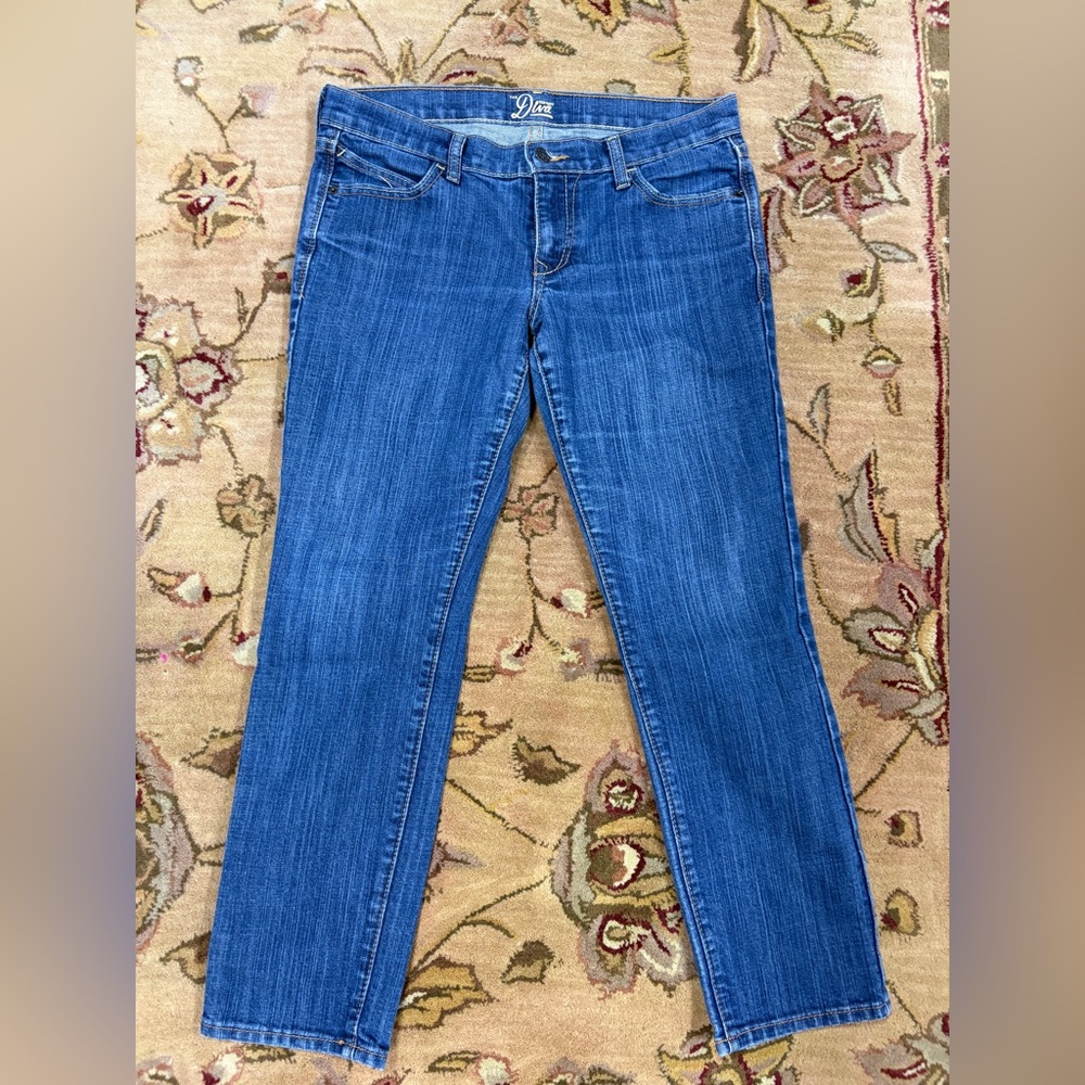 Old Navy Diva Jeans ultra low rise - 8 short